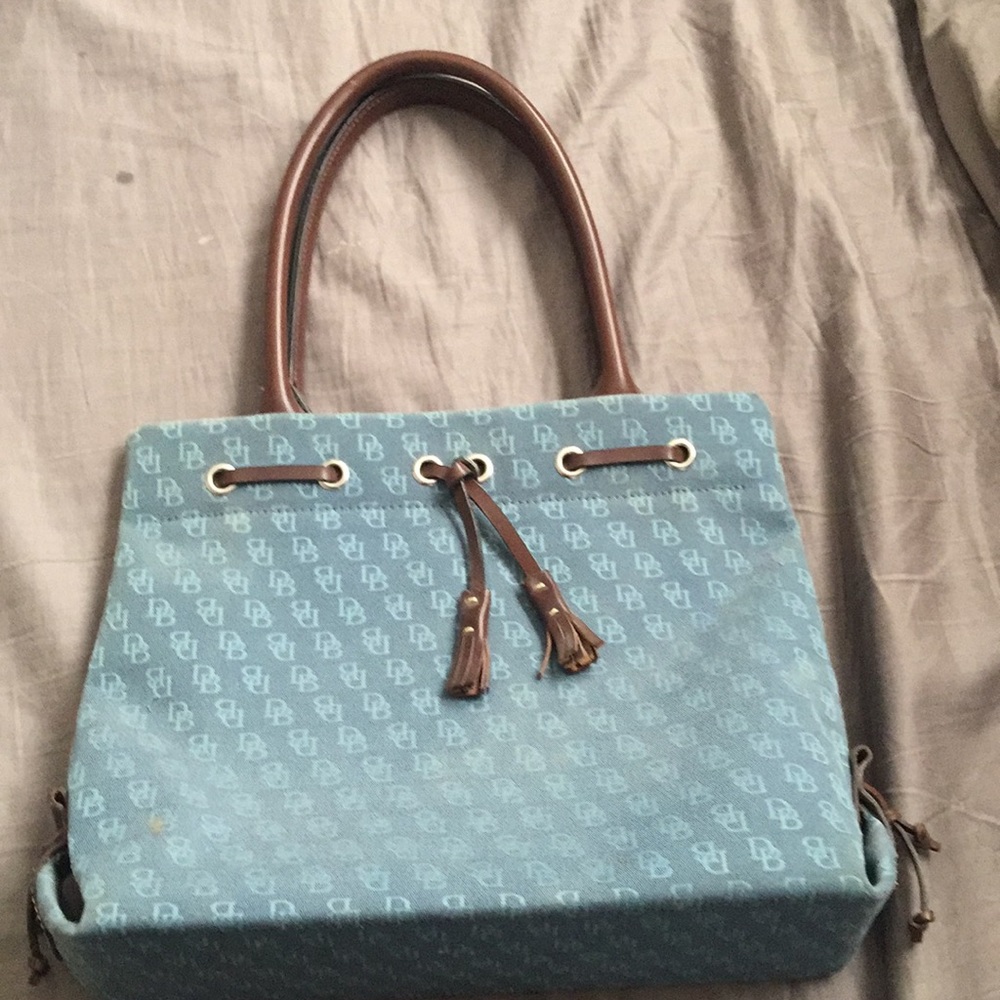 Large Dooney and Bourke shoulder bag.